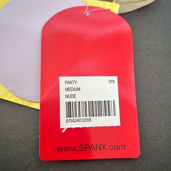 NWT  Spanx Hide and Sleek Smoothing Panty Nude M - Picture 9 of 9